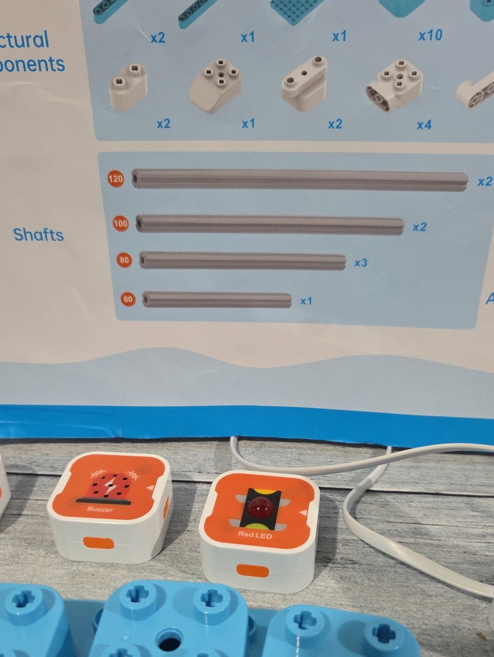 Whalesbot Rechargeable Coding Kit - Picture 8 of 9